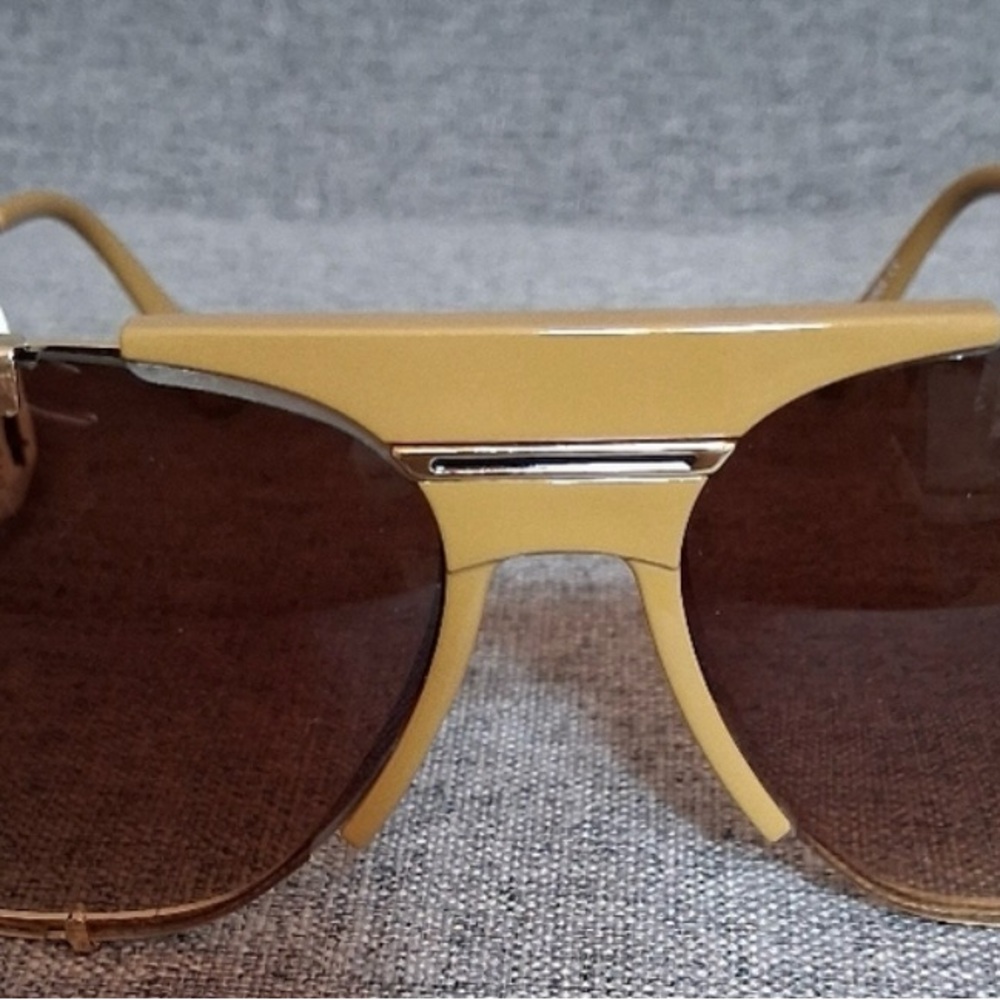 Free People Gold and Brown Aviator Sunglasses new - Picture 6 of 8